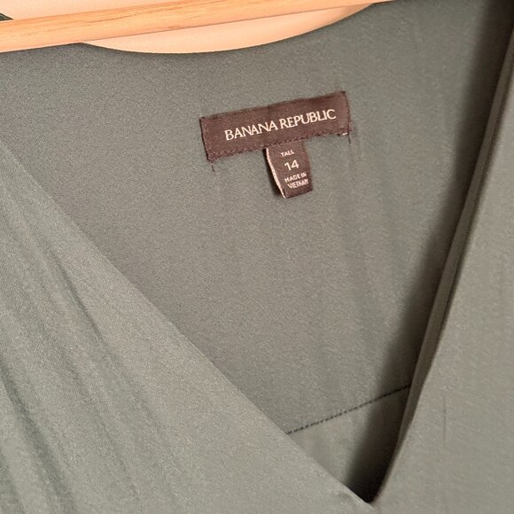 Banana Republic Goddess Maxi Dress, Size 14 - Picture 9 of 12